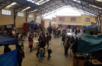 Kermesse solidaria en el Centro San Francisco de Asís de El Alto (Bolivia)