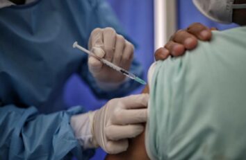 Bolivia comienza poco a poco la vacunación contra el Covid-19