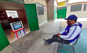 El año escolar continua con muchas dificultades debido a la pandemia en el centro educativo de Trujillo (Perú)