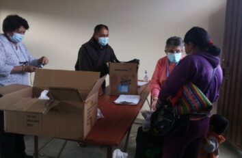 Organización y planificación en la entrega de alimentos en la Fundación Nueva Luz en Cochabamba (Bolivia)